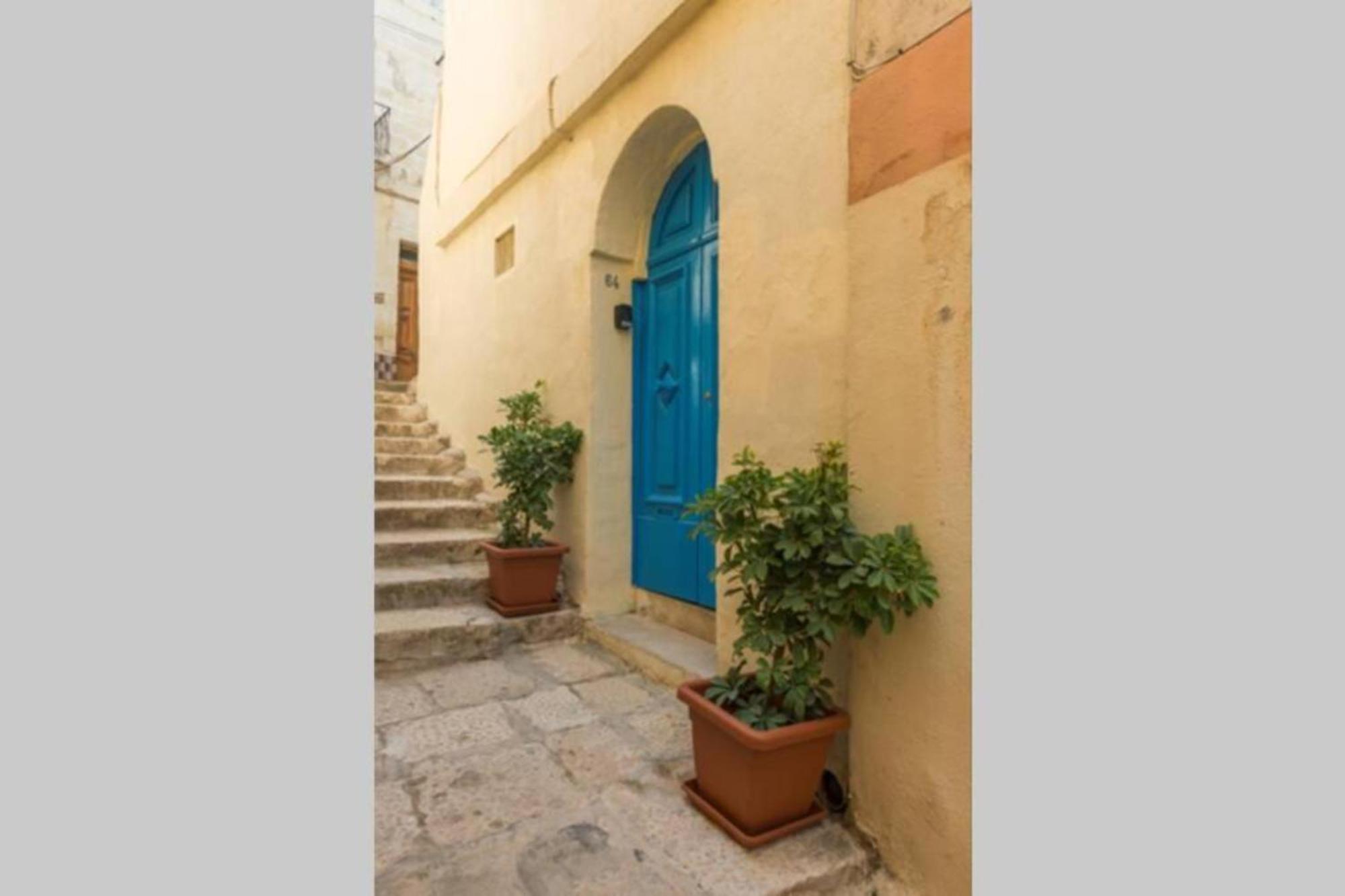 Authentic Gf Apartment With Terrace At The 3 Cities Marina Cospicua Extérieur photo